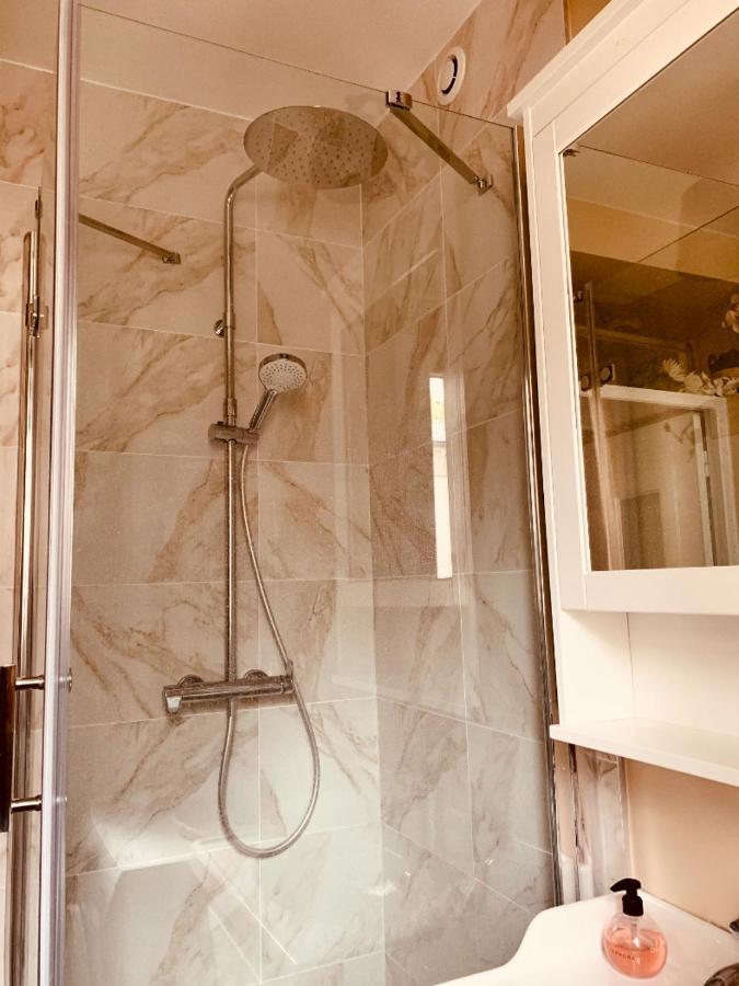 Parisian Style Appartment Private Room With Shared Bathroom Near Bastille And Gare De Lyon Buitenkant foto